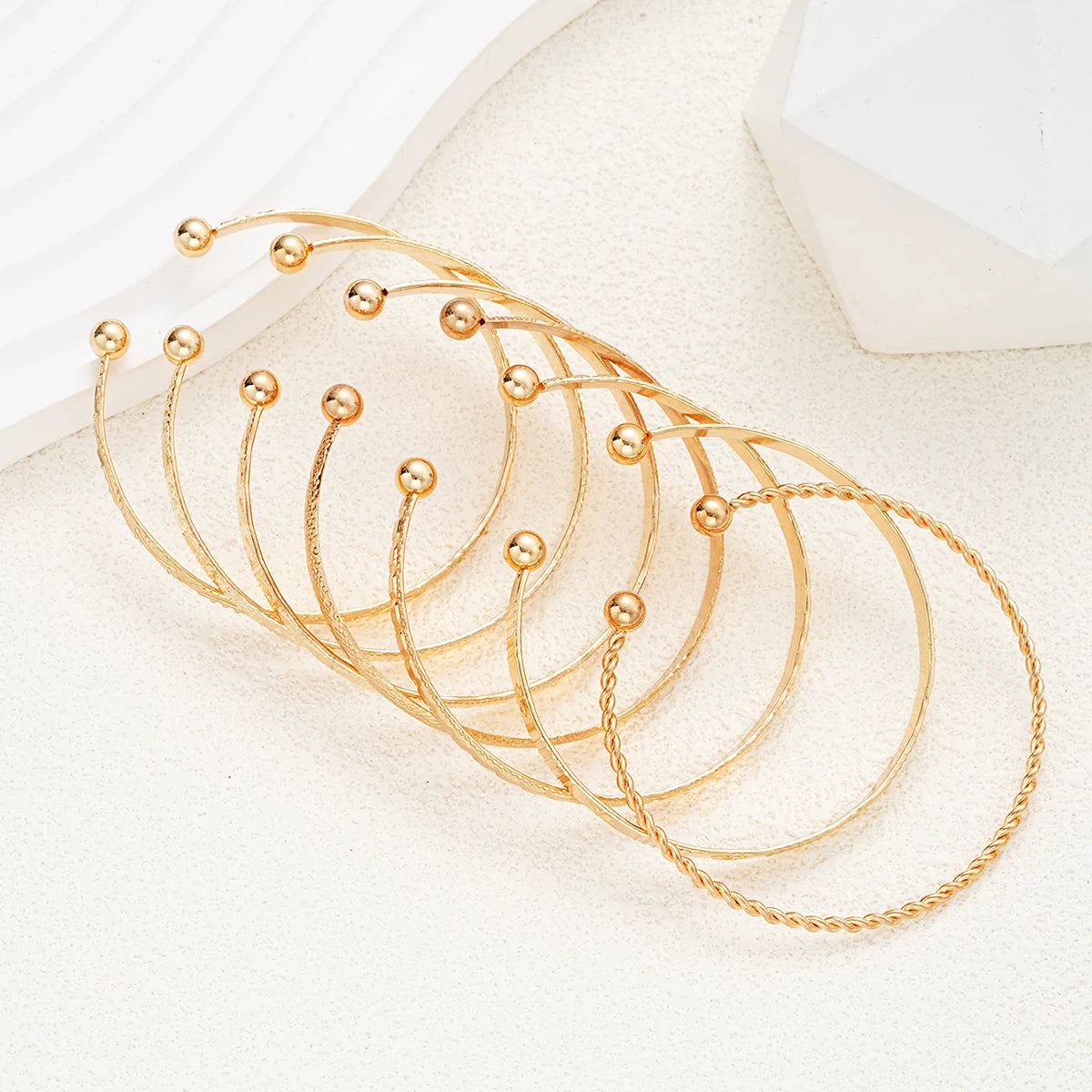 7 Pcs Punk Gold Color Bracelets Set for Women Gothic Heart Print Metal Open Bangle Fashion Jewelry Streetwear Gift