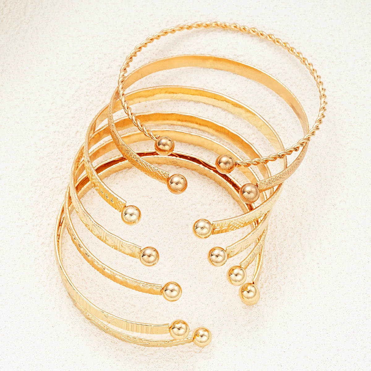 7 Pcs Punk Gold Color Bracelets Set for Women Gothic Heart Print Metal Open Bangle Fashion Jewelry Streetwear Gift