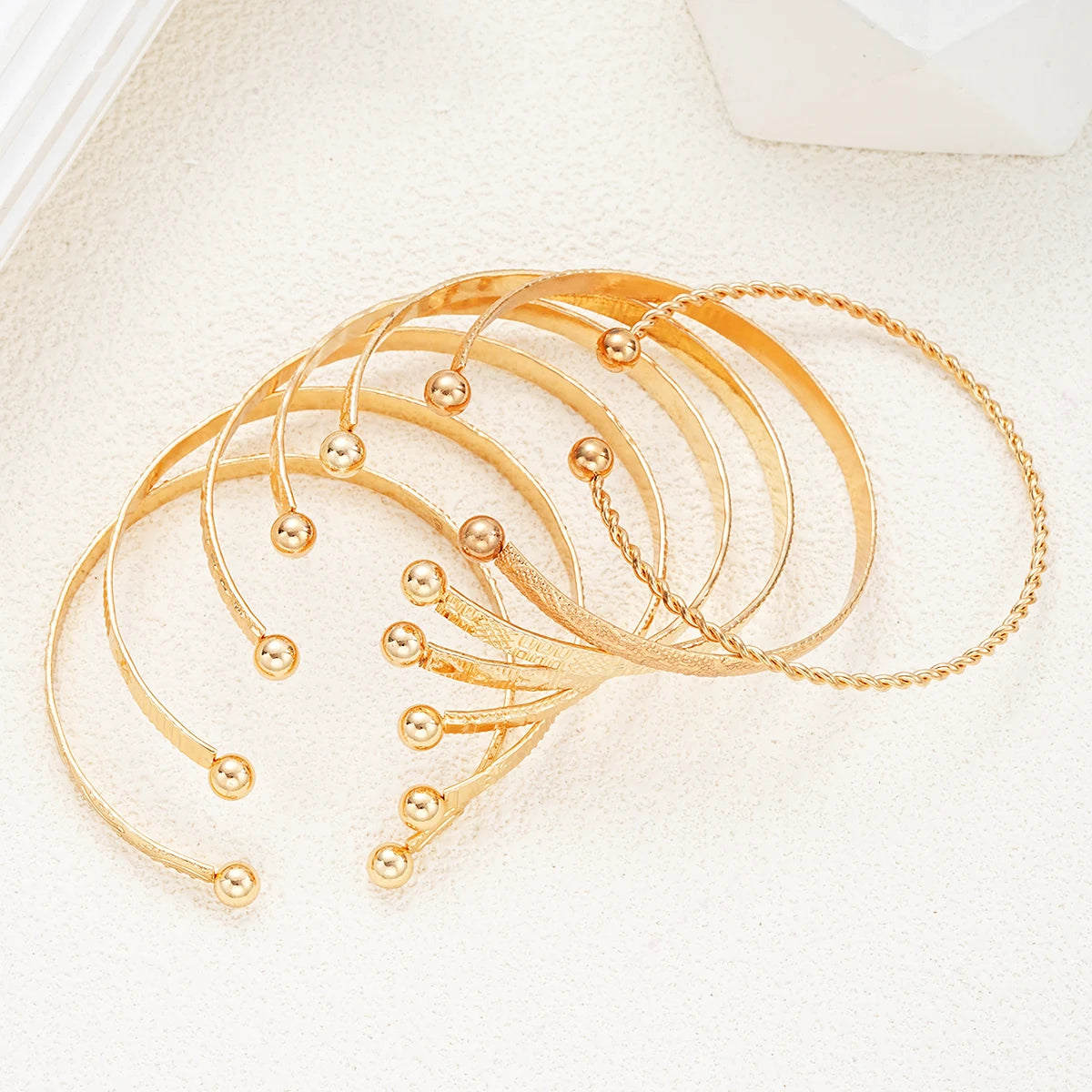7 Pcs Punk Gold Color Bracelets Set for Women Gothic Heart Print Metal Open Bangle Fashion Jewelry Streetwear Gift